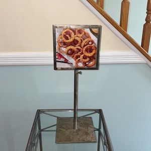 Adjustable 5 x 7 frame